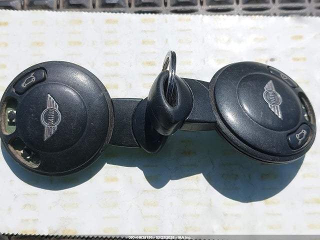 2007 MINI COOPER S WMWMF73557TV30731 Photo 10