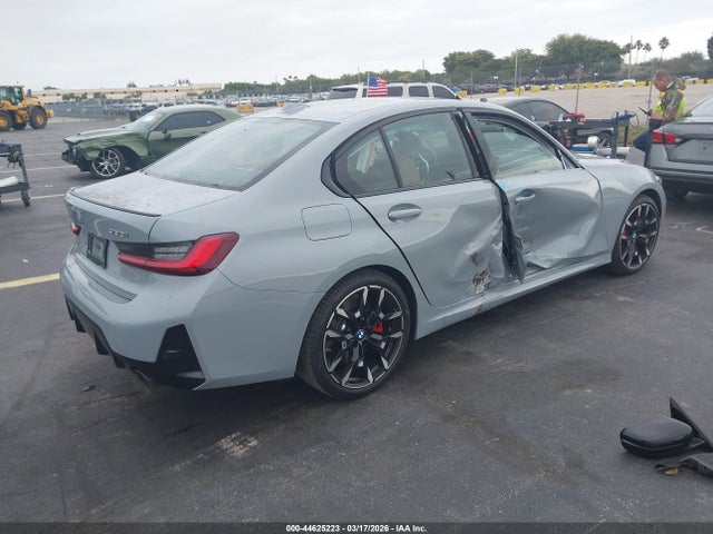 3MW69CW02T8F85051 BMW 330i Na