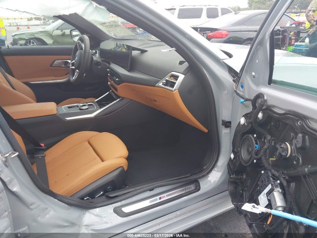 3MW69CW02T8F85051 BMW 330i Na