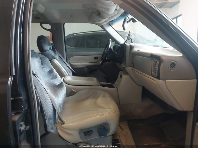 44625225 :رقم المزاد ، 1GKEC13V12R288172 vin ، 2002 Gmc Yukon Slt مزاد بيع