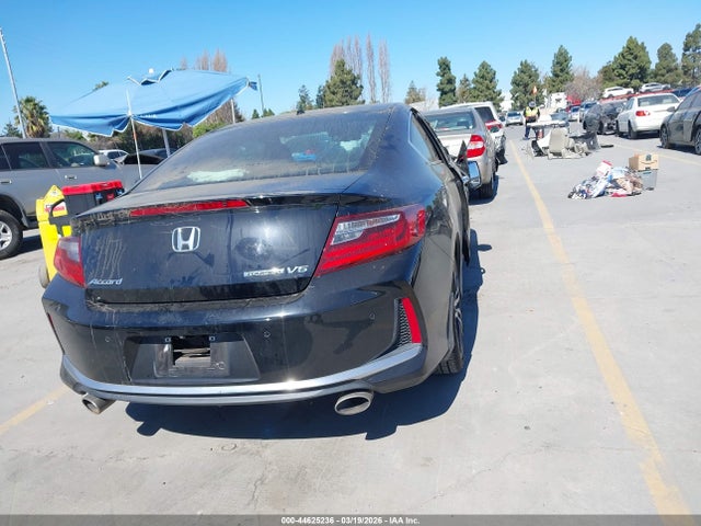 1HGCT2B03GA007883 Honda Accord Touring