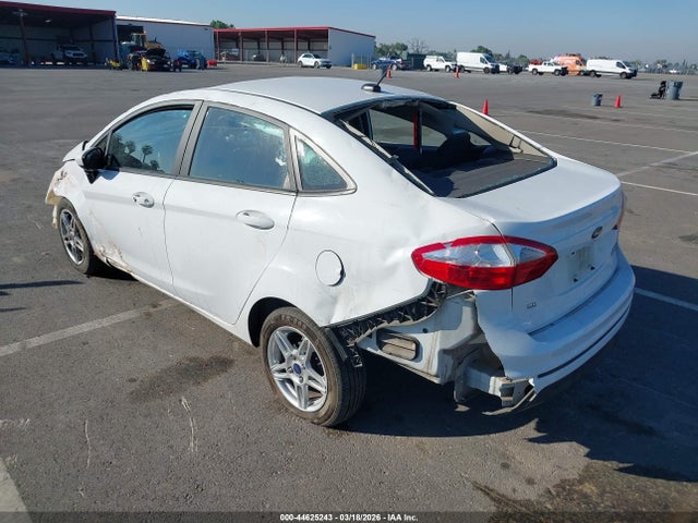 Ford FIESTA SE 2018 3FADP4BJ8JM101267 Image 3