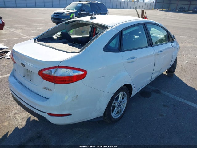 Ford FIESTA SE 2018 3FADP4BJ8JM101267 Image 4