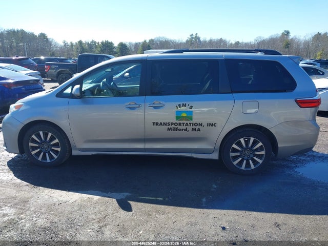 Toyota Sienna Le 7 Passenger 2018 5TDJZ3DC0JS193684 Image 14