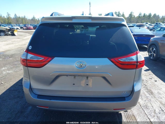 Toyota Sienna Le 7 Passenger 2018 5TDJZ3DC0JS193684 Image 16
