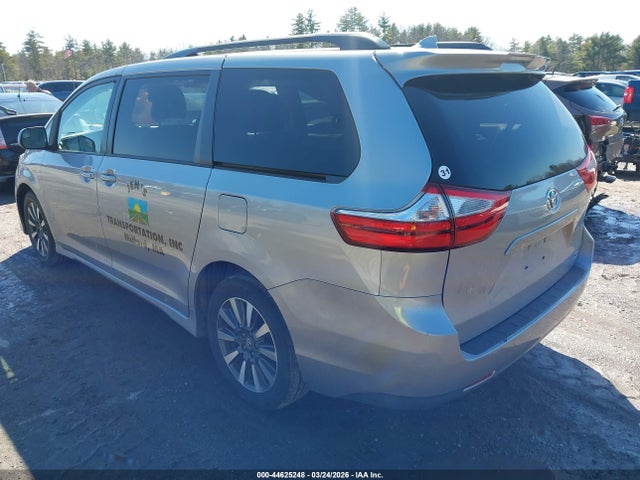 Toyota Sienna Le 7 Passenger 2018 5TDJZ3DC0JS193684 Image 3