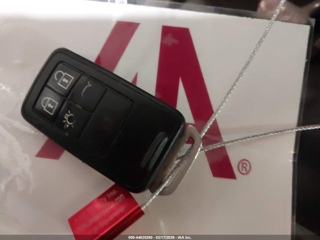 2017 VOLVO XC60 YV440MDJ2H2090860 Photo 10