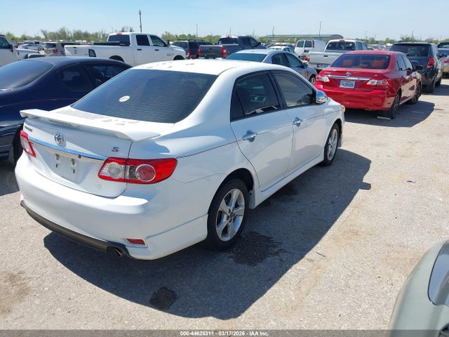 2013 TOYOTA COROLLA 5YFBU4EE8DP076103 Photo 3