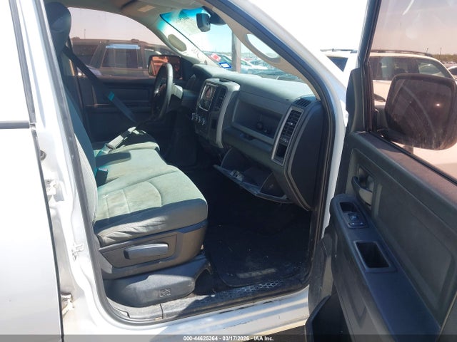 2015 RAM 1500 1C6RR7KT4FS546916 Photo 4