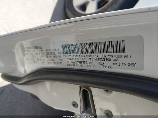 2015 RAM 1500 1C6RR7KT4FS546916 Photo 8