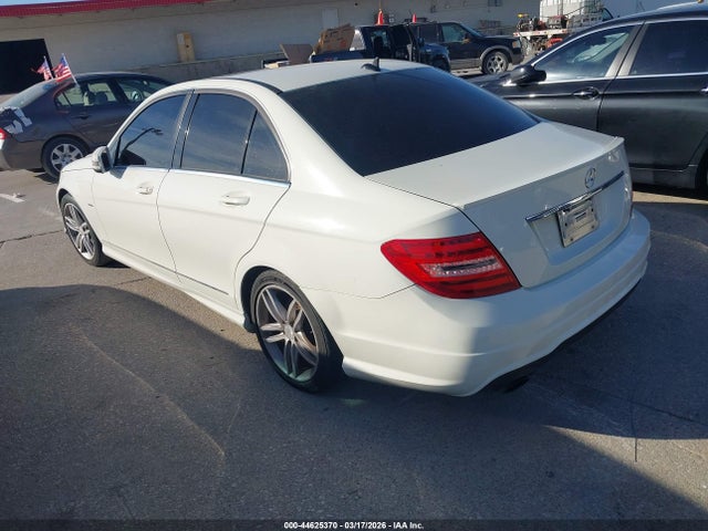 Aukcja sprzedaży 2012 Mercedes-benz C 250 Sport, vin: WDDGF4HB1CA649630, numer aukcji: 44625370