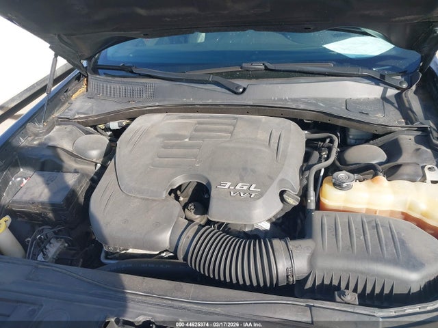 2014 CHRYSLER 300 2C3CCAAG7EH335804 Photo 9