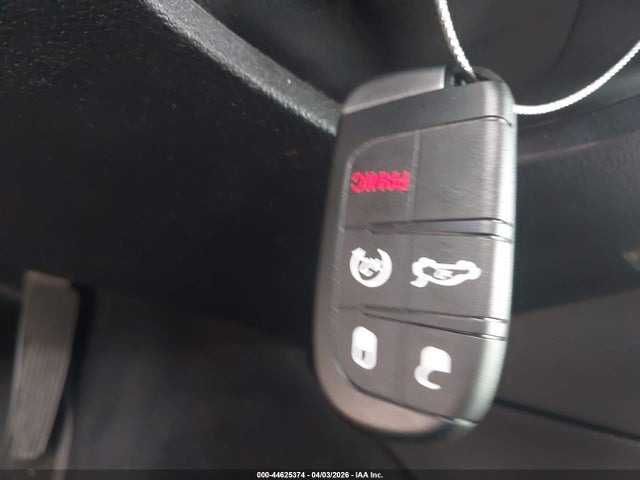 2014 CHRYSLER 300 2C3CCAAG7EH335804 Photo 10