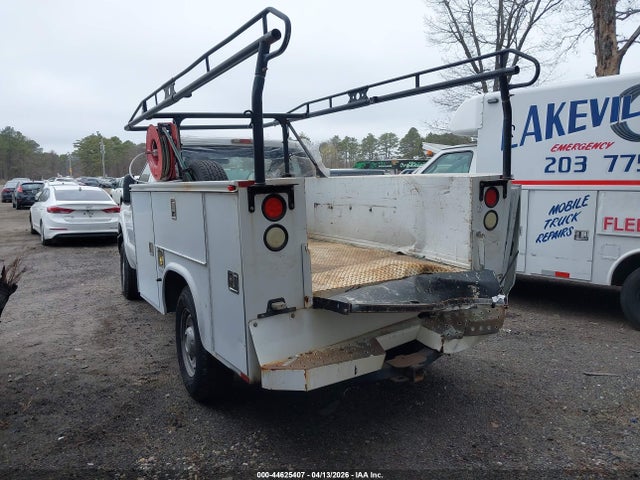 2011 FORD F-250 1FDBF2B60BEB54231 Photo 2