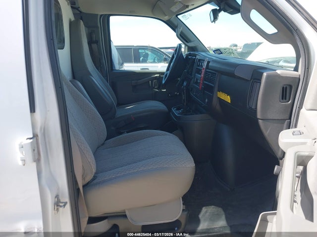 1GCWGAFP1L1158698 Chevrolet Express Cargo Rwd 2500 Regular Wheelbase Wt