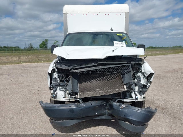 Chevrolet Express Cutaway Work Van 2023 1GB0GRFP7P1106040 Image 12