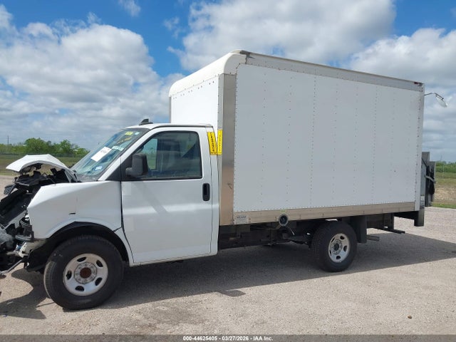 Chevrolet Express Cutaway Work Van 2023 1GB0GRFP7P1106040 Image 14