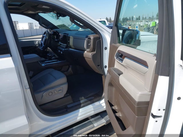 2025 GMC SIERRA 1500 3GTUUDE88SG124334 Photo 4