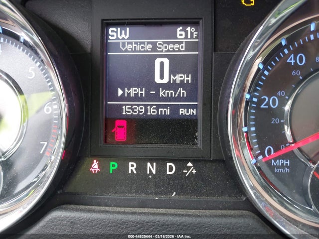 2015 Chrysler Town & Country Touring მანქანა იყიდება აუქციონზე, vin: 2C4RC1BG8FR590011, აუქციონის ნომერი: 44625444