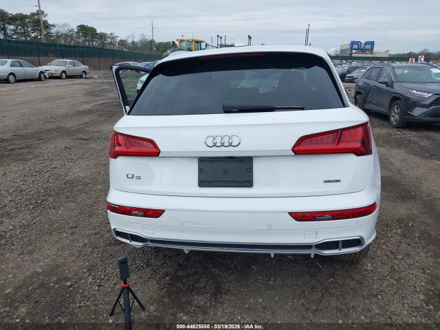 44625550 :رقم المزاد ، WA1E2AFY1L2049455 vin ، 2020 Audi Q5 Premium Plus 55 Tfsi E Quattro S Tronic مزاد بيع