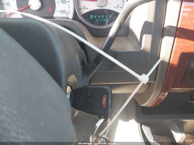 44625607 :رقم المزاد ، 1D7HE48K95S324261 vin ، 2005 Dodge Dakota Slt مزاد بيع