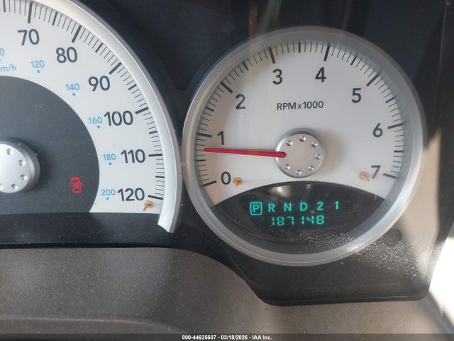 44625607 :رقم المزاد ، 1D7HE48K95S324261 vin ، 2005 Dodge Dakota Slt مزاد بيع