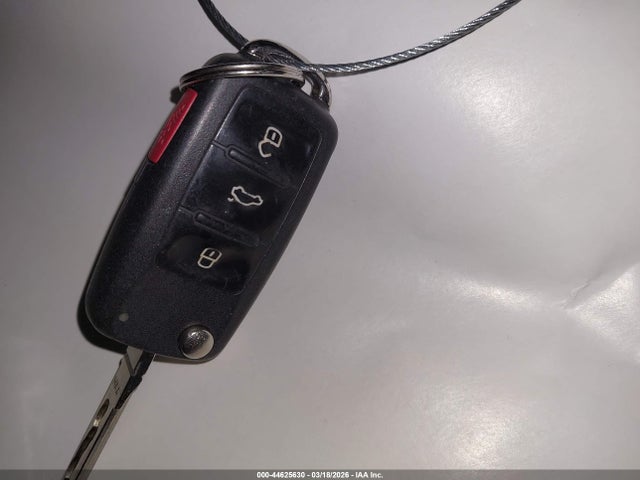 Продаж на аукціоні авто 2011 Volkswagen Golf 2.5l 4-door, vin: WVWDB7AJ0BW020437, номер лоту: 44625630