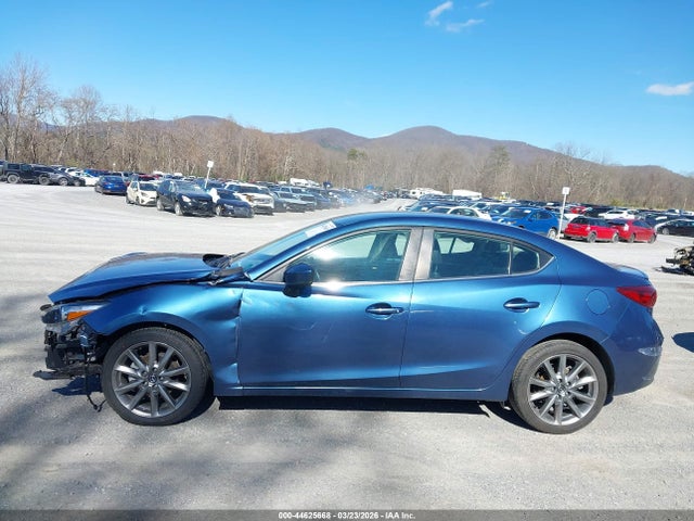 Aukcja sprzedaży 2018 Mazda Mazda3 Touring, vin: 3MZBN1V35JM174709, numer aukcji: 44625668