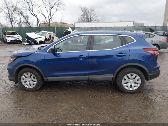 JN1BJ1CVXLW262227 Nissan Rogue Sport S Fwd Xtronic Cvt
