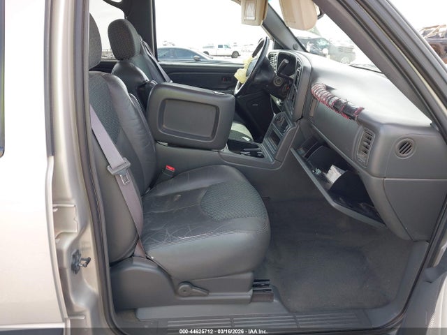 Продажа на аукционе авто 2004 Chevrolet Avalanche 1500, vin: 3GNEK12T04G162927, номер лота: 44625712