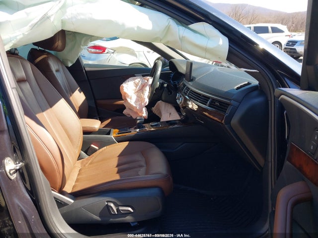 2017 AUDI A4 WAUANAF49HN023780 Photo 4