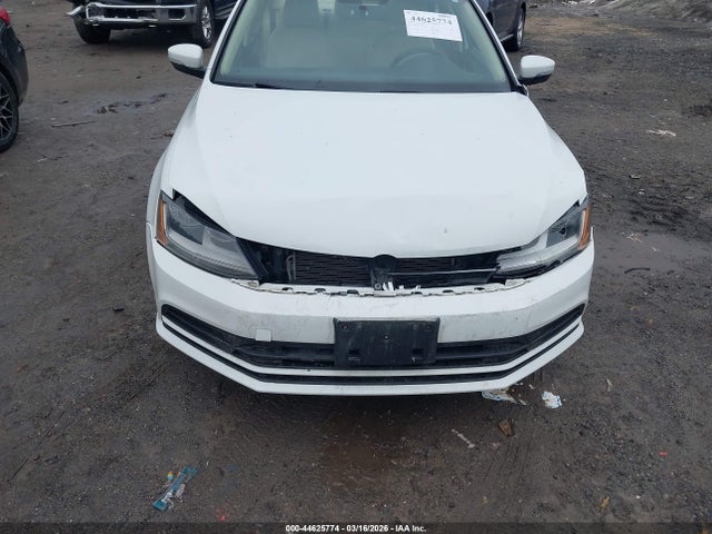 2017 Volkswagen Jetta 1.4t Se მანქანა იყიდება აუქციონზე, vin: 3VWDB7AJ1HM351999, აუქციონის ნომერი: 44625774