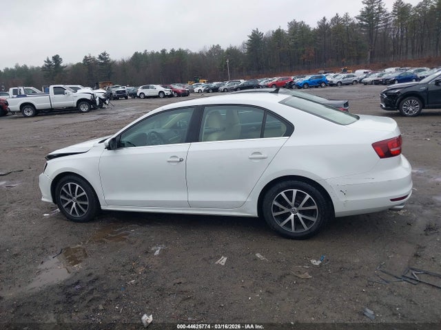 2017 Volkswagen Jetta 1.4t Se მანქანა იყიდება აუქციონზე, vin: 3VWDB7AJ1HM351999, აუქციონის ნომერი: 44625774