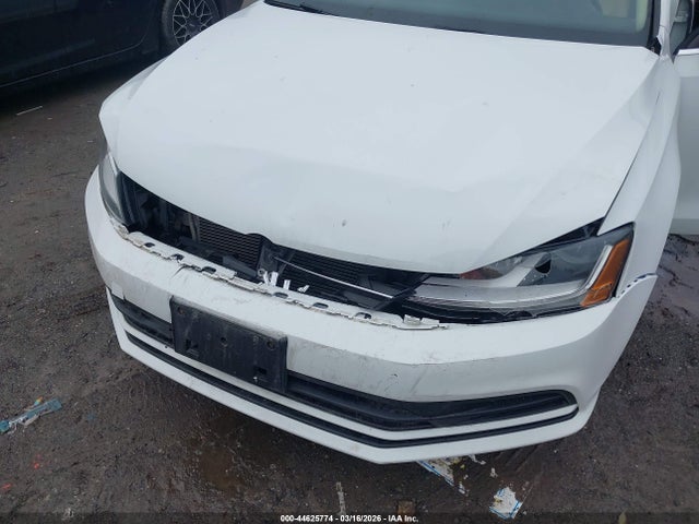 2017 Volkswagen Jetta 1.4t Se მანქანა იყიდება აუქციონზე, vin: 3VWDB7AJ1HM351999, აუქციონის ნომერი: 44625774