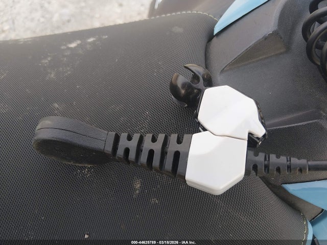 Ski-Doo Renegade Enduro 850 2022 02BPCURND0NV00047 Image 11