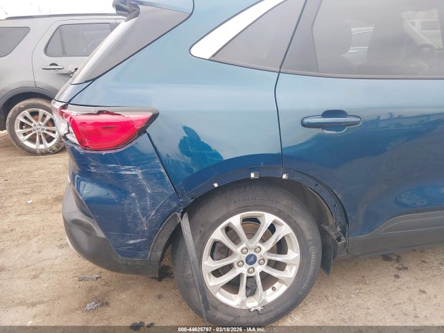 44625797 :رقم المزاد ، 1FMCU9G68LUC17871 vin ، 2020 Ford Escape Se مزاد بيع