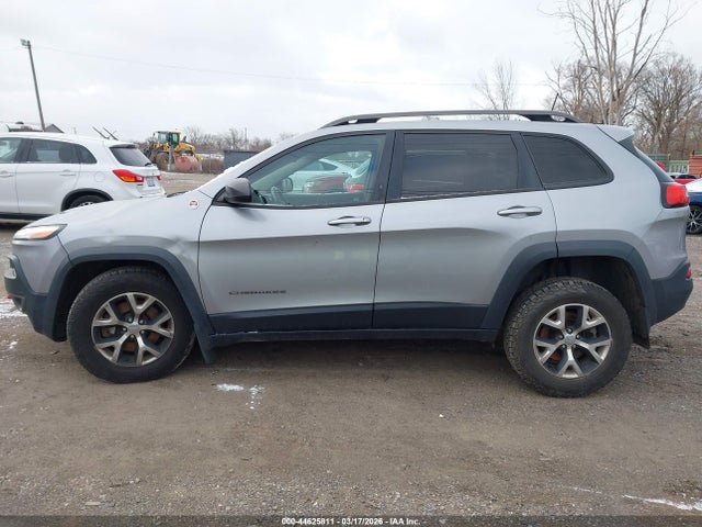 2017 Jeep Cherokee Trailhawk მანქანა იყიდება აუქციონზე, vin: 1C4PJMBS3HW558029, აუქციონის ნომერი: 44625811