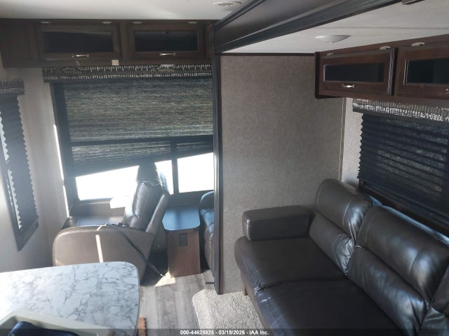 1UJBJ0BP8J17Y0311 Jayco Other