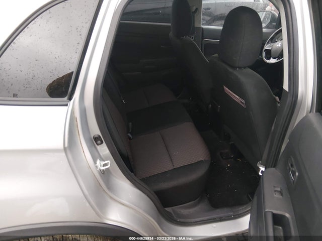 Продаж на аукціоні авто 2018 Mitsubishi Outlander Sport 2.0 Le, vin: JA4AR3AU7JZ029015, номер лоту: 44625934