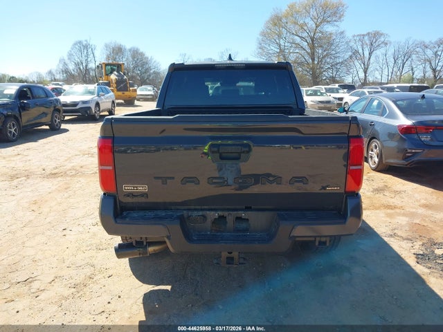 2025 Toyota Tacoma Sr5 მანქანა იყიდება აუქციონზე, vin: 3TMLB5JN2SM139173, აუქციონის ნომერი: 44625958