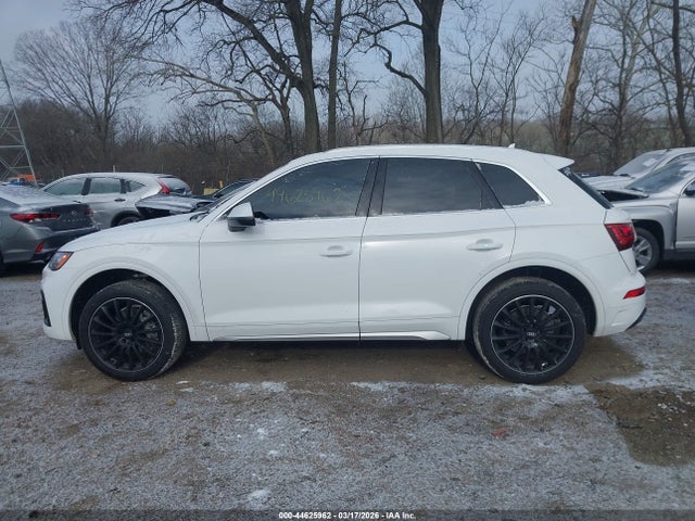 2023 Audi Q5 Premium 40 Tfsi Quattro S Tronic მანქანა იყიდება აუქციონზე, vin: WA1ABAFY1P2190062, აუქციონის ნომერი: 44625962
