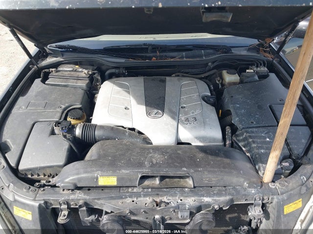 2005 LEXUS LS 430 JTHBN36F155012819 Photo 9