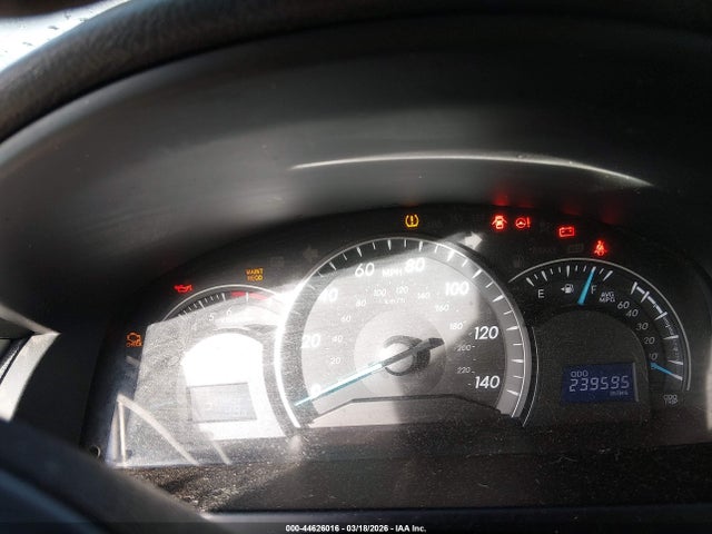 2014 Toyota Camry Le მანქანა იყიდება აუქციონზე, vin: 4T4BF1FK2ER443497, აუქციონის ნომერი: 44626016