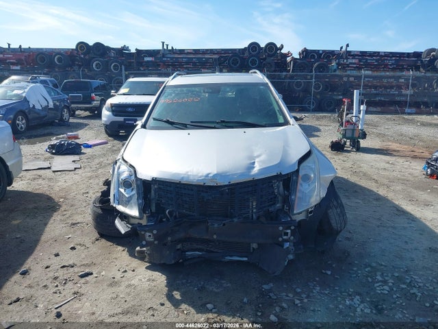 2015 Cadillac Srx Performance Collection მანქანა იყიდება აუქციონზე, vin: 3GYFNFE34FS583962, აუქციონის ნომერი: 44626022