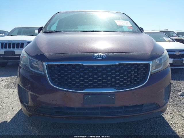 KNDMB5C15H6267804 KIA SEDONA LX