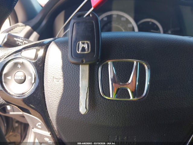 Продажа на аукционе авто 2017 Honda Accord Lx, vin: 1HGCR2F32HA205150, номер лота: 44626063