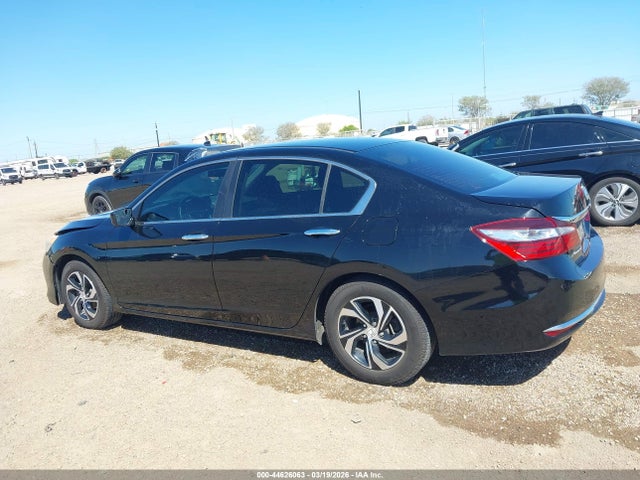 Продажа на аукционе авто 2017 Honda Accord Lx, vin: 1HGCR2F32HA205150, номер лота: 44626063
