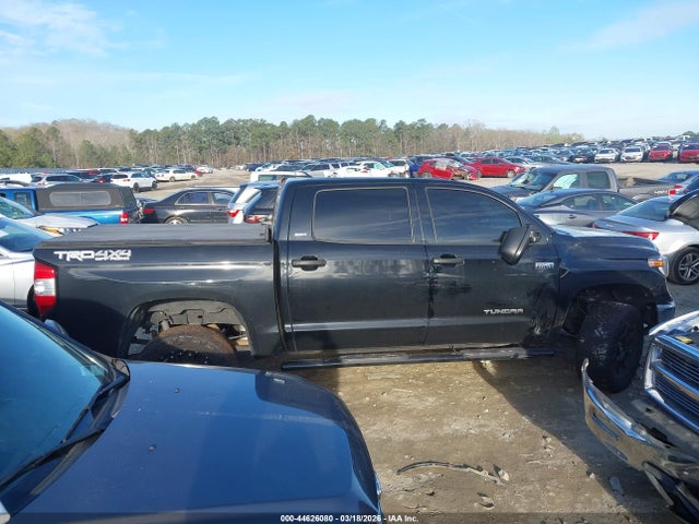 Продажа на аукционе авто 2021 Toyota Tundra Sr5, vin: 5TFDY5F14MX985679, номер лота: 44626080