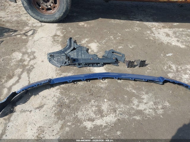 1GCVKREC2FZ442077 Chevrolet Silverado 1500 1lt