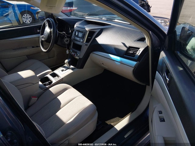 2014 Subaru Legacy 2.5i მანქანა იყიდება აუქციონზე, vin: 4S3BMCA69E3030198, აუქციონის ნომერი: 44626102